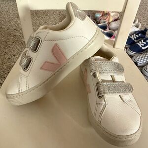 Veja Kids White and Pink Sneakers with Silver Detail